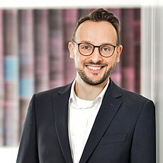  Tobias Kreimann