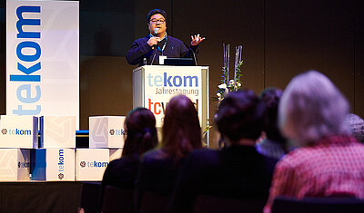 [Translate to Englisch:] TiangKai Feng auf der tekom-Jahrestagung