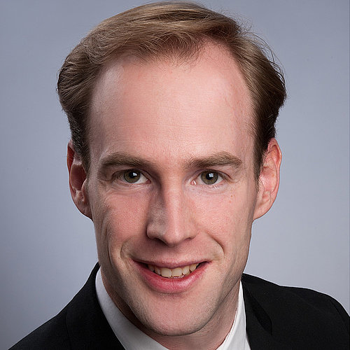  Benjamin Überla