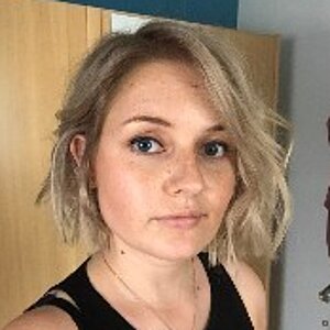  Daria Schuster