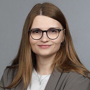  Nadine Brockschmidt