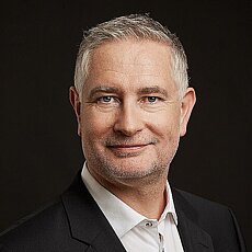 Dr. Holger Rath